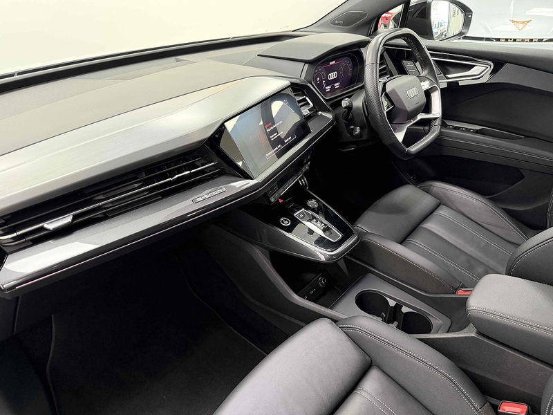 Audi Q4 e-tron Edition 1 - U2294