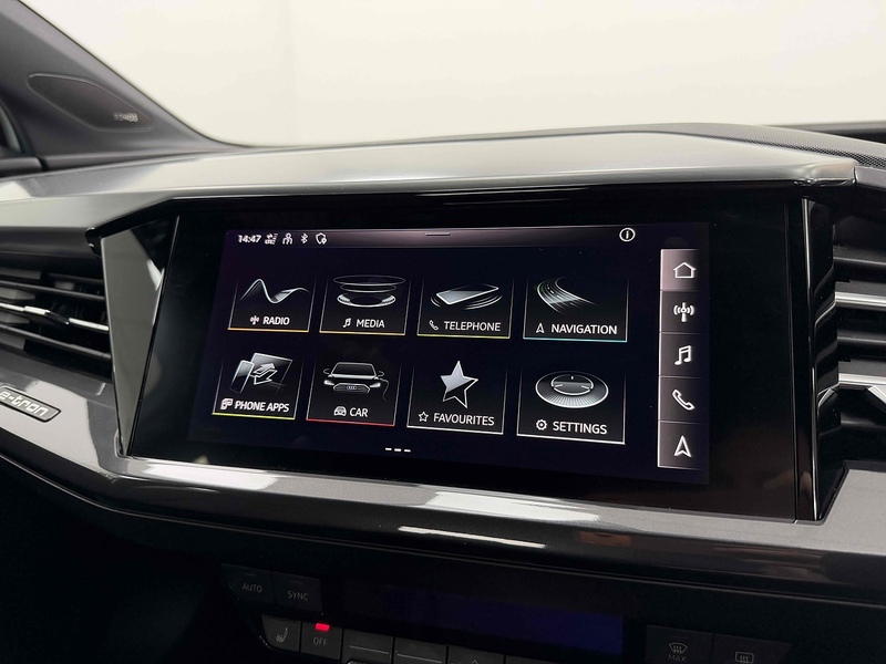 Audi Q4 e-tron Edition 1 - U2294