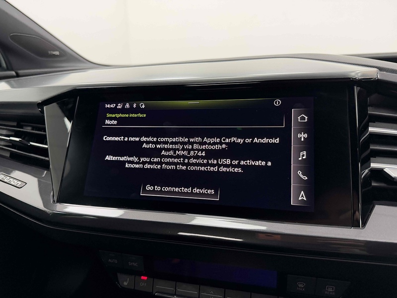 Audi Q4 e-tron Edition 1 - U2294