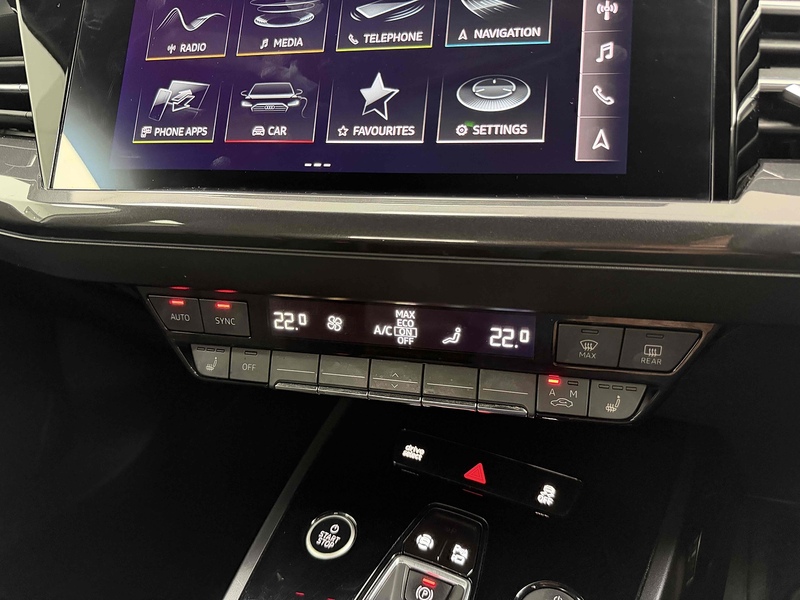 Audi Q4 e-tron Edition 1 - U2294