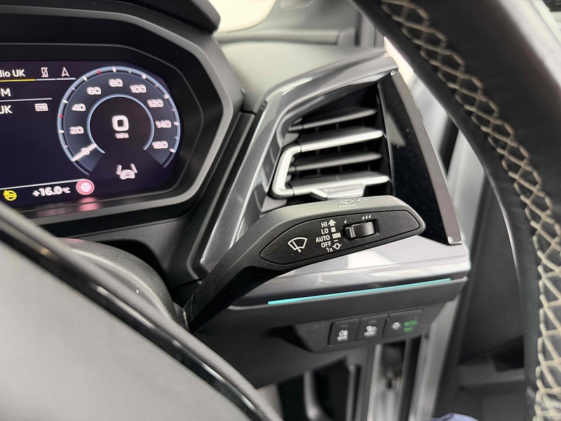 Audi Q4 e-tron Edition 1 - U2294