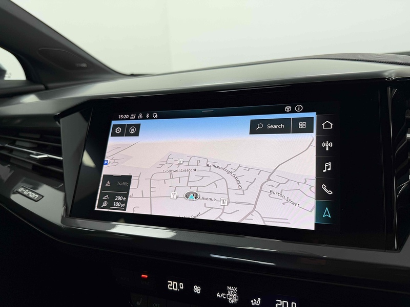 Audi Q4 e-tron S line - U2298