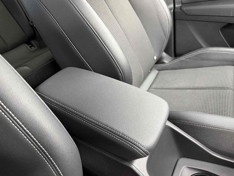 Audi Q4 e-tron S line - U2298