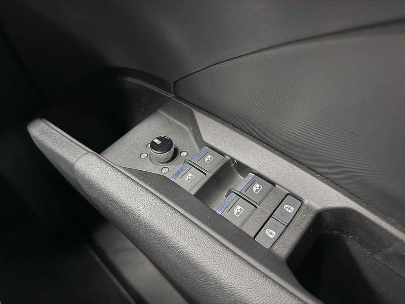 Audi Q4 e-tron S line - U2298