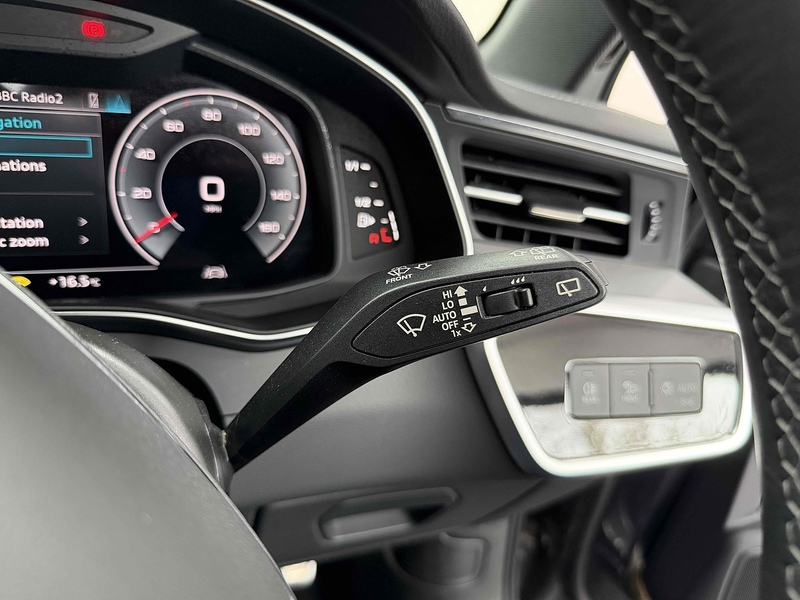 Audi A6 Avant TFSI S line - U2299