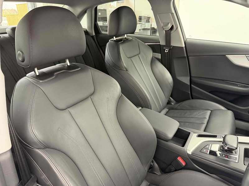 Audi A4 TFSI Sport Edition - U2303