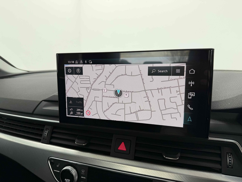 Audi A4 TFSI Sport Edition - U2303