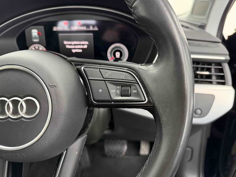 Audi A4 TFSI Sport Edition - U2303