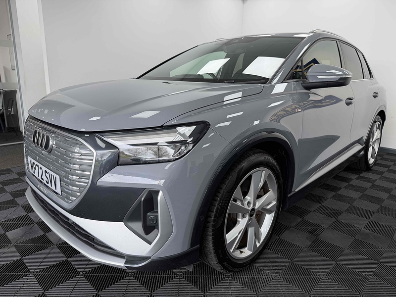 Audi Q4 e-tron S line - U2305