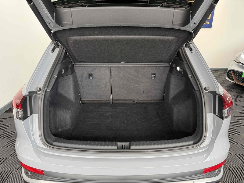 Audi Q4 e-tron S line - U2305