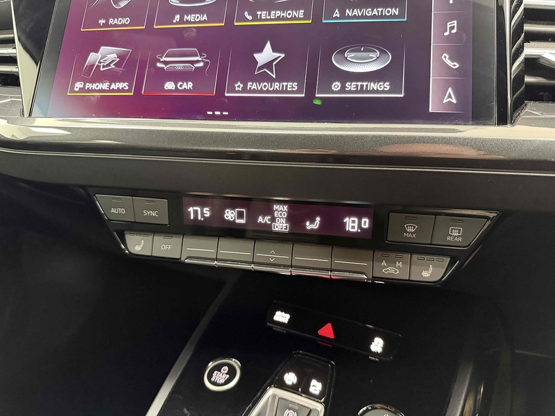 Audi Q4 e-tron S line - U2305