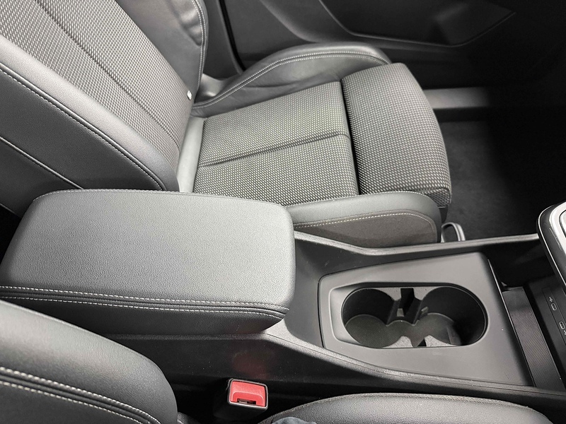 Audi Q4 e-tron S line - U2305