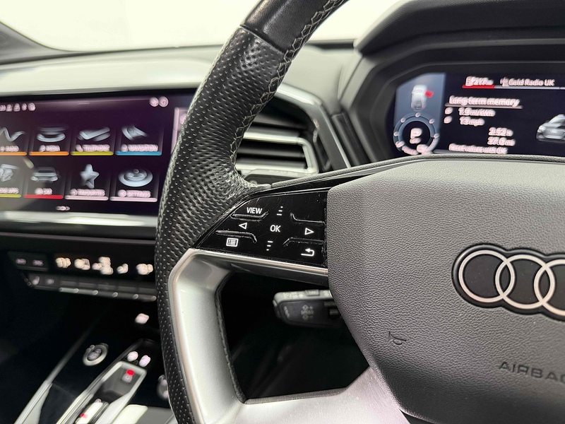 Audi Q4 e-tron S line - U2305