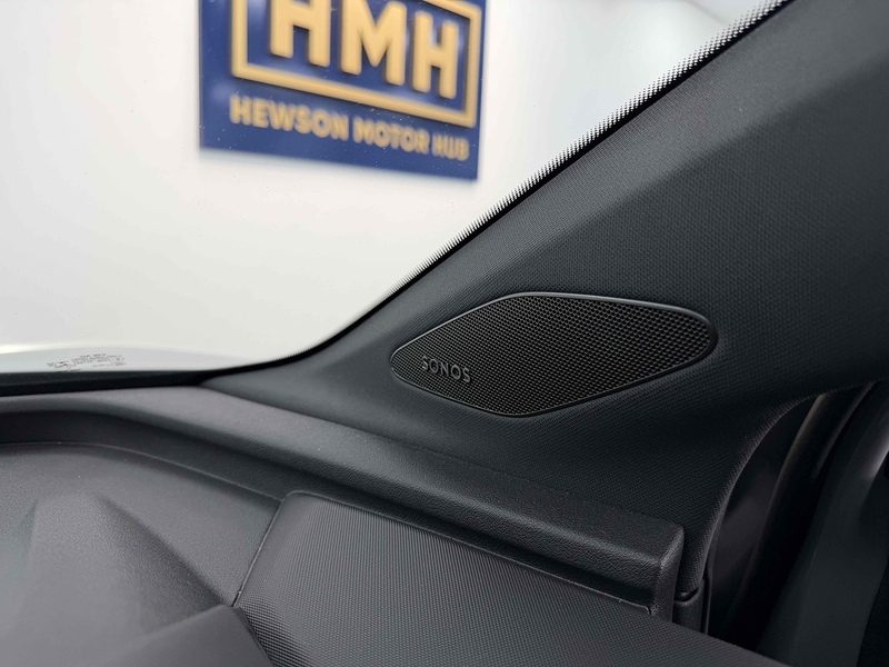 Audi Q4 e-tron S line - U2305