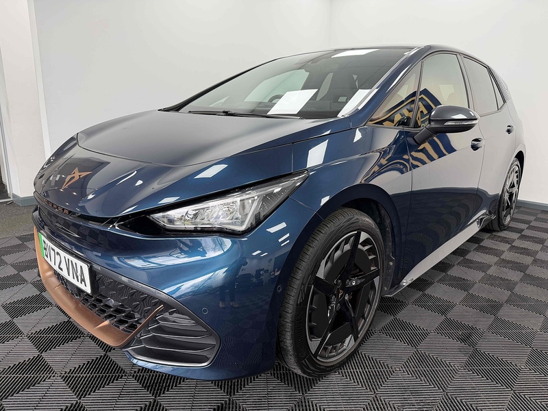 CUPRA Born V3 - U2308