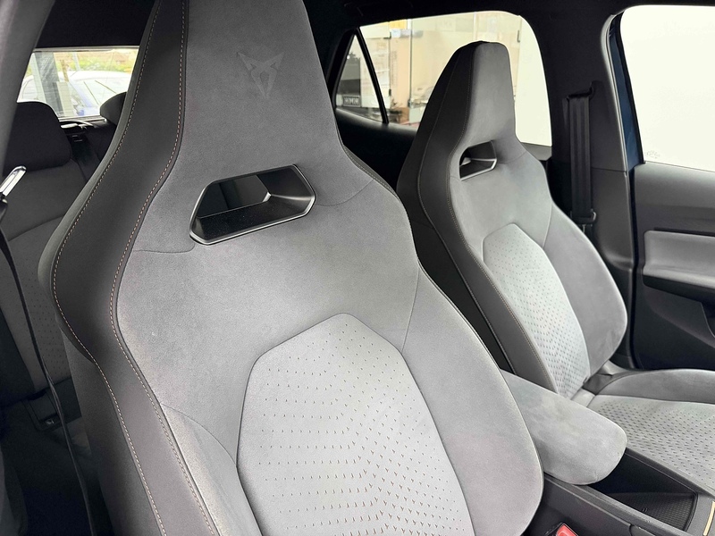 CUPRA Born V3 - U2308