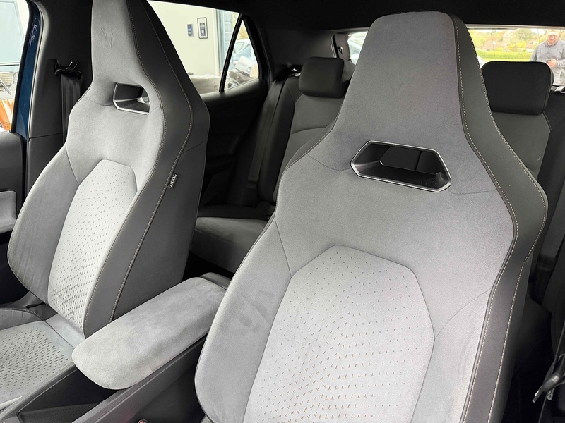 CUPRA Born V3 - U2308