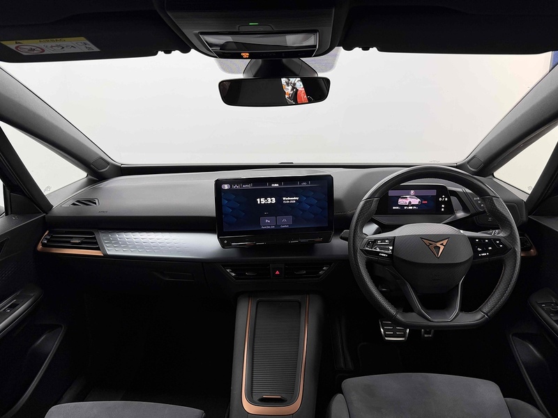 CUPRA Born V3 - U2308