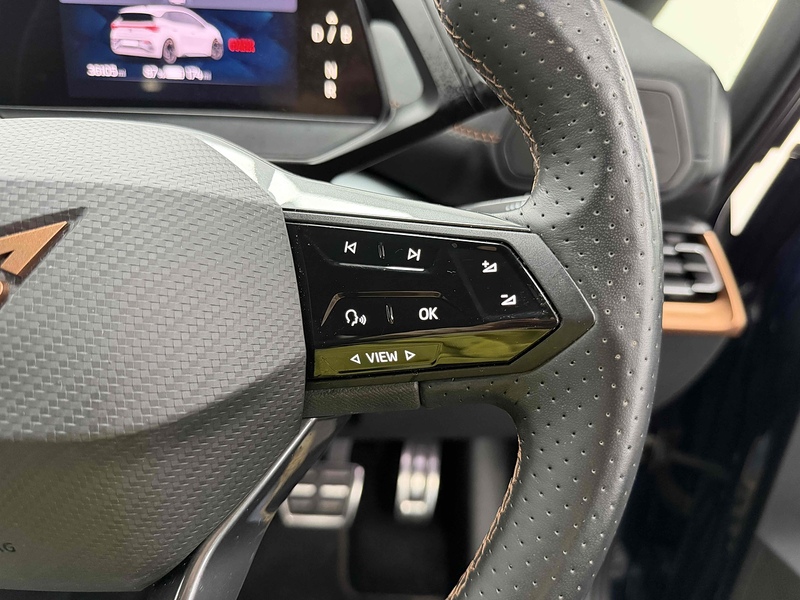 CUPRA Born V3 - U2308
