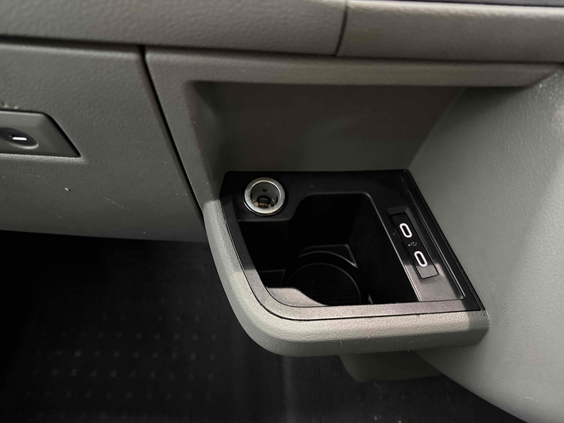 Volkswagen Transporter TDI T30 Highline - U2309