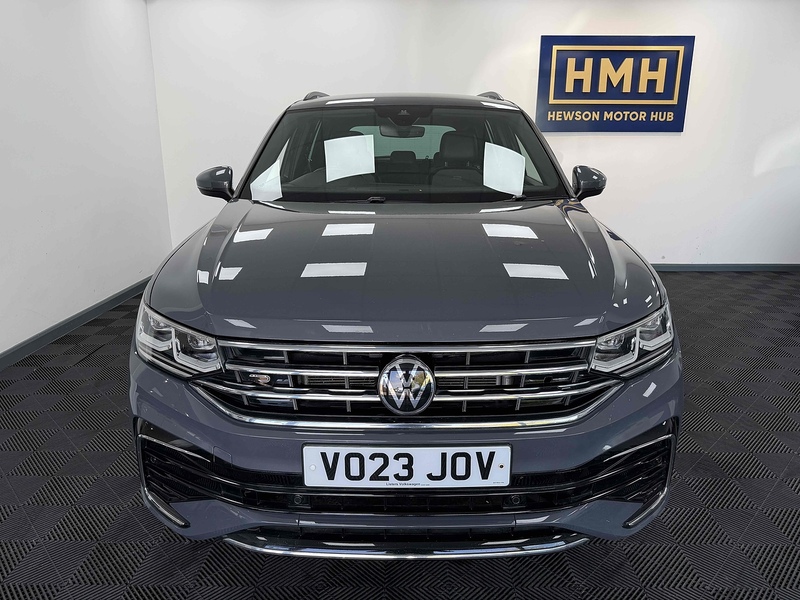 Volkswagen Tiguan TSI R-Line Edition - U2314