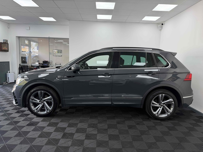Volkswagen Tiguan TSI R-Line Edition - U2314