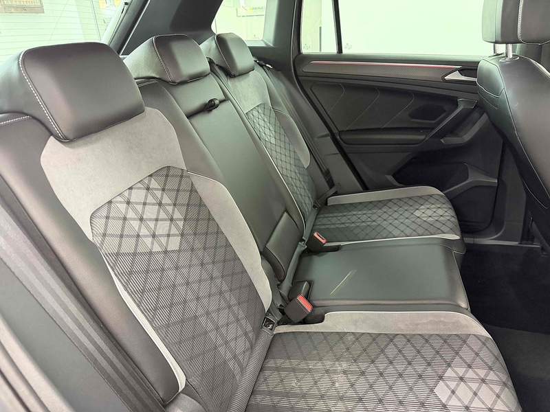 Volkswagen Tiguan TSI R-Line Edition - U2314