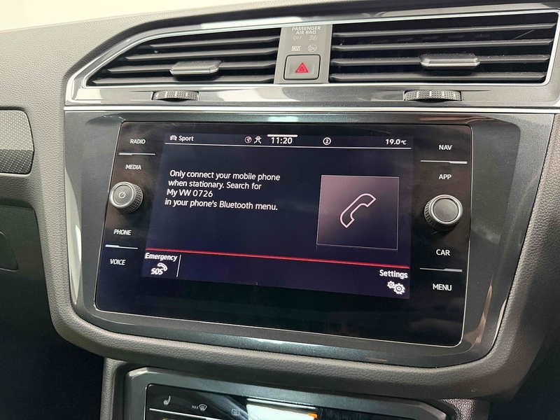 Volkswagen Tiguan TSI R-Line Edition - U2314