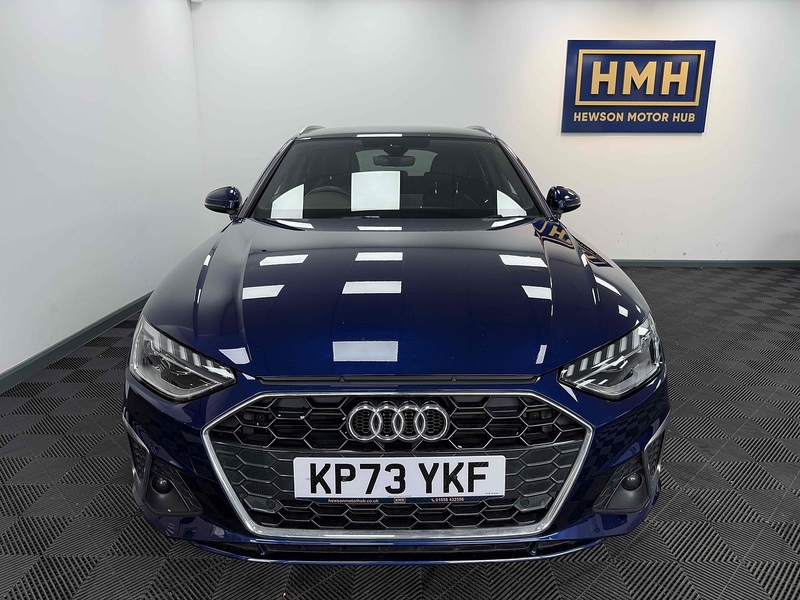 Audi A4 Avant TFSI S line - U2318