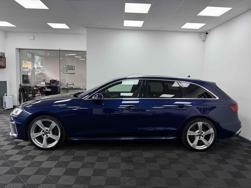 Audi A4 Avant TFSI S line - U2318