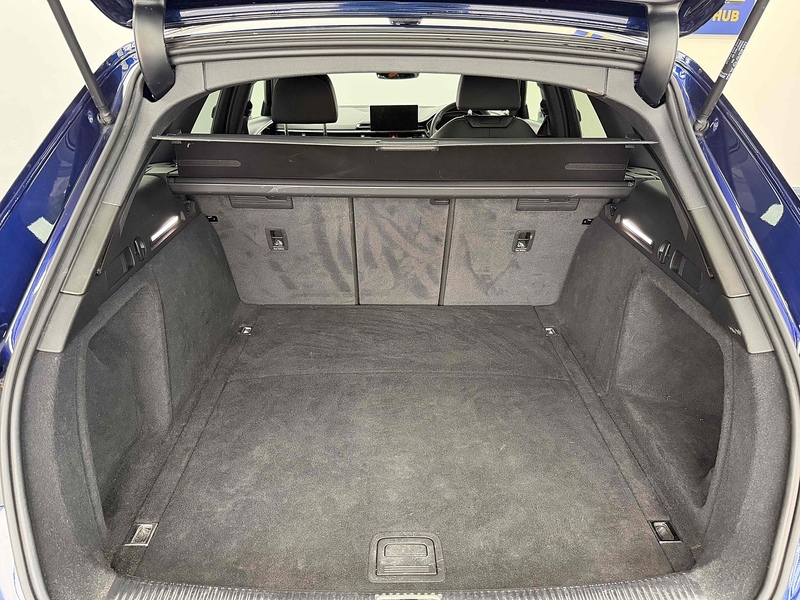 Audi A4 Avant TFSI S line - U2318