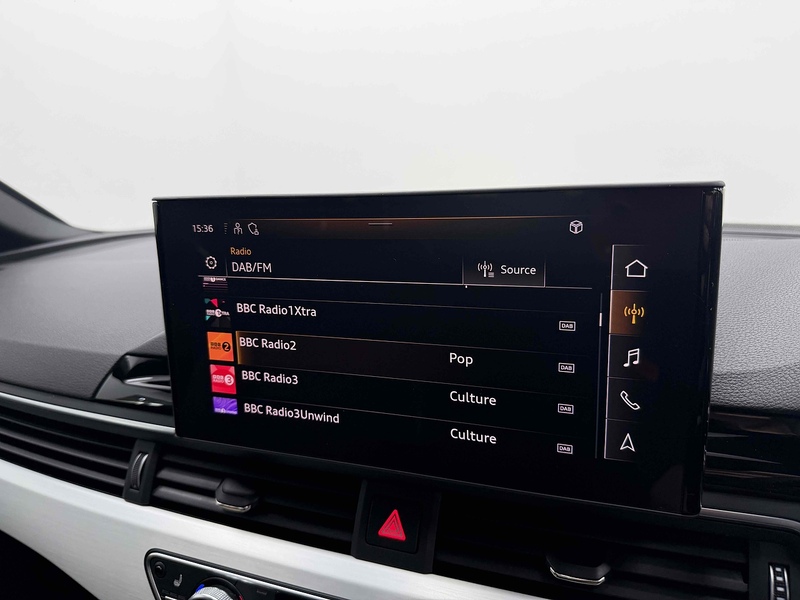 Audi A4 Avant TFSI S line - U2318