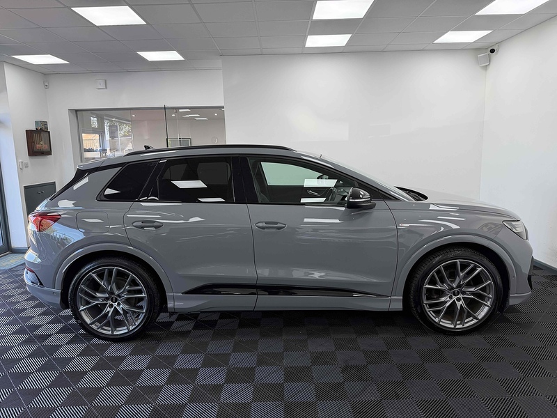 Audi Q4 e-tron Edition 1 - U2326