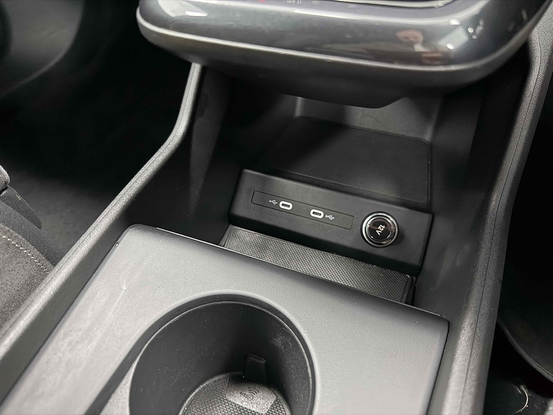 Audi Q4 e-tron Edition 1 - U2326