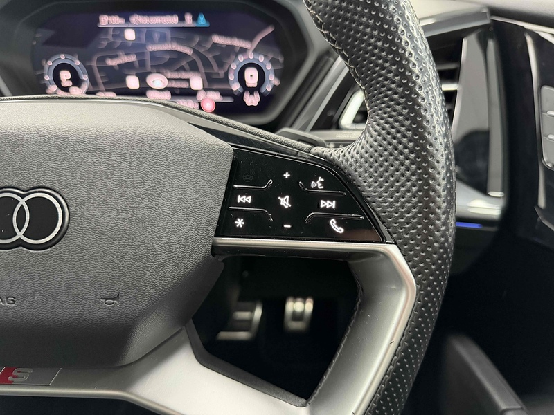 Audi Q4 e-tron Edition 1 - U2326