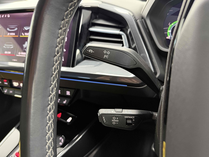 Audi Q4 e-tron Edition 1 - U2326