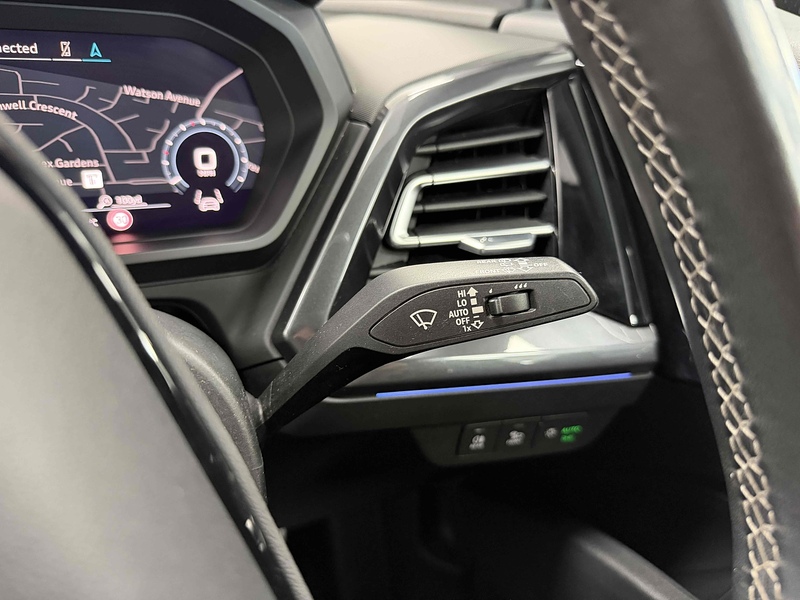 Audi Q4 e-tron Edition 1 - U2326
