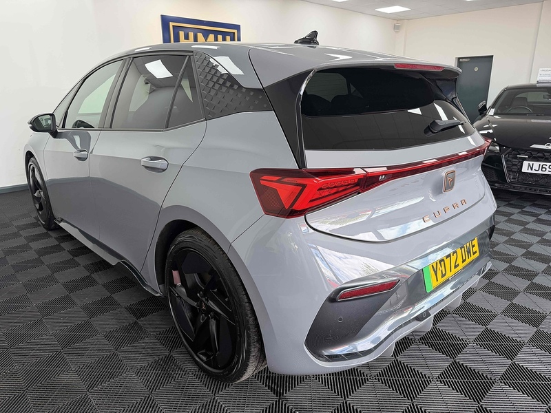 CUPRA Born e-Boost V3 - U2328