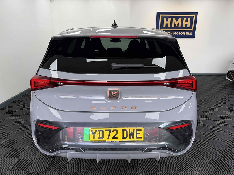 CUPRA Born e-Boost V3 - U2328