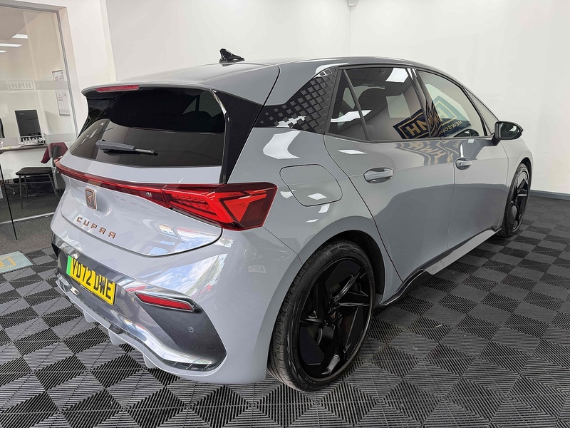 CUPRA Born e-Boost V3 - U2328