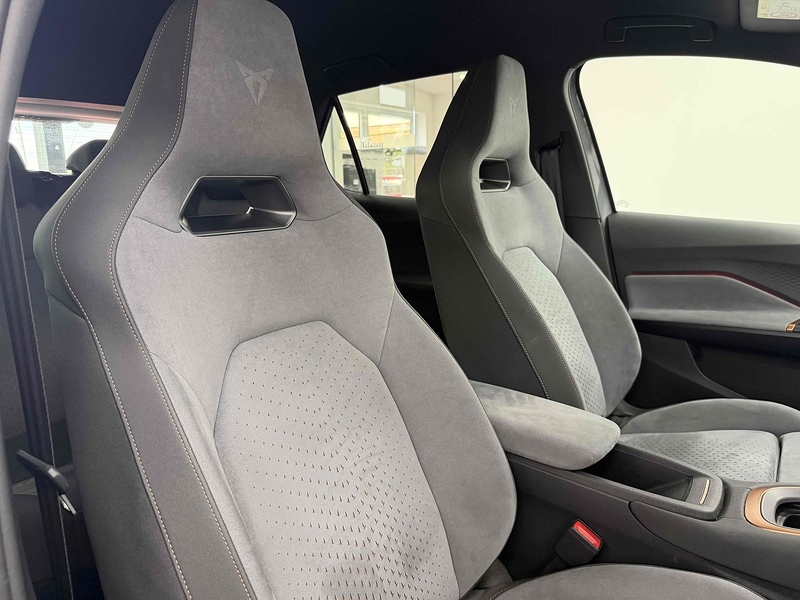CUPRA Born e-Boost V3 - U2328