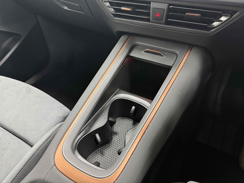 CUPRA Born e-Boost V3 - U2328