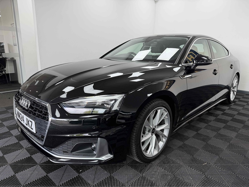 Audi A5 TFSI Sport - U2330