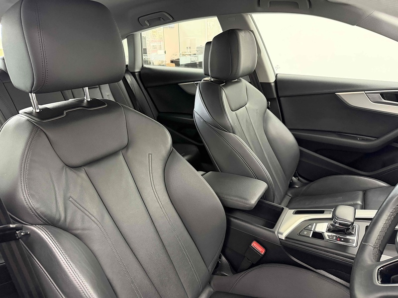 Audi A5 TFSI Sport - U2330