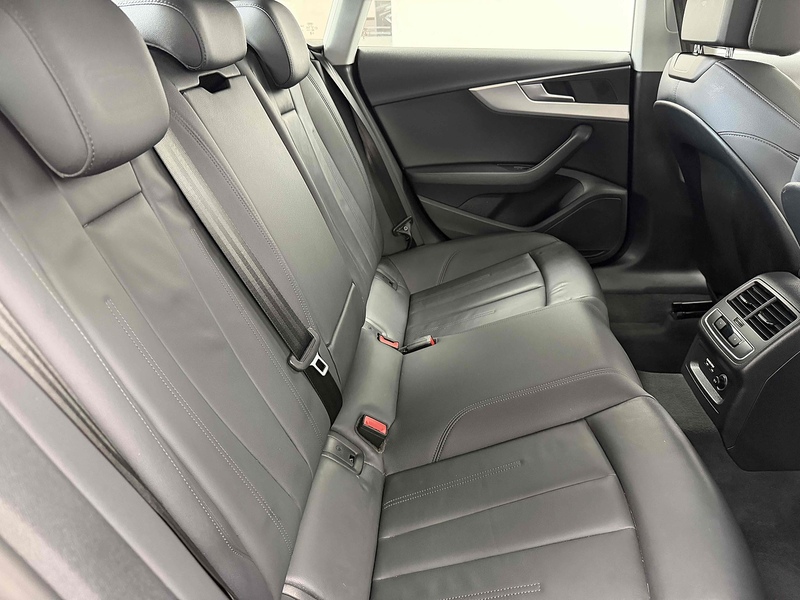 Audi A5 TFSI Sport - U2330