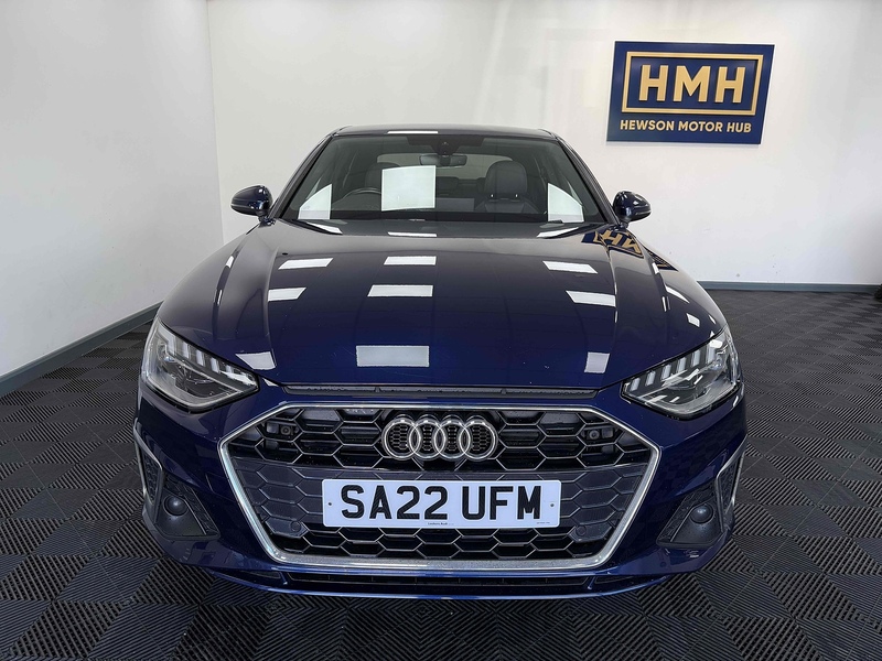 Audi A4 TFSI S line - U2331