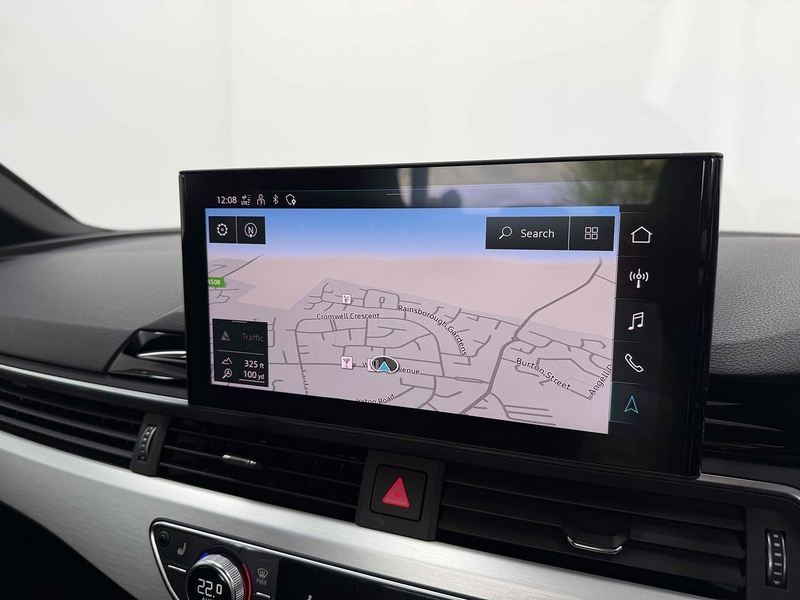 Audi A4 TFSI S line - U2331
