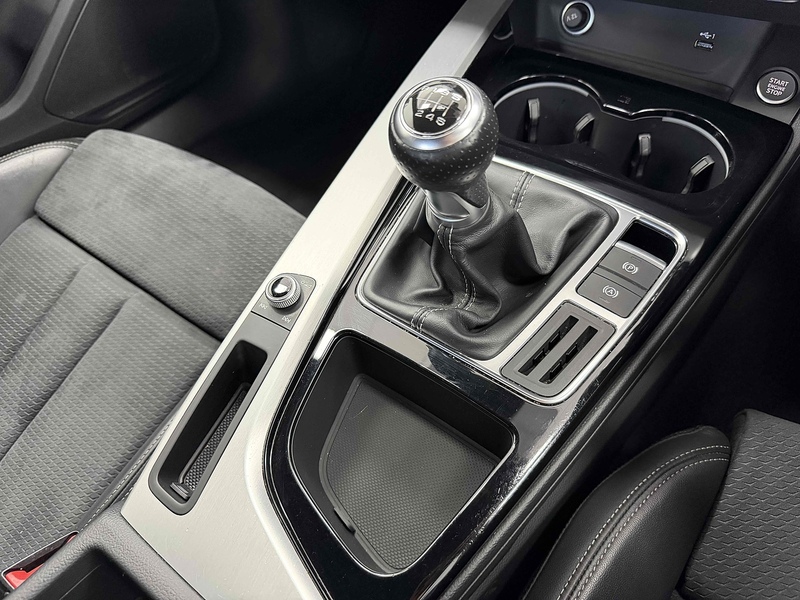 Audi A4 TFSI S line - U2331