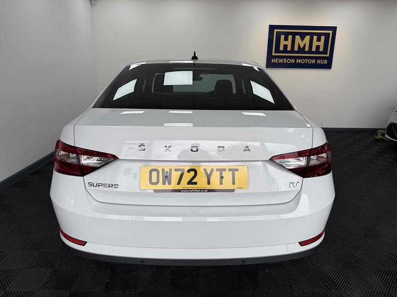 Skoda Superb TSI iV SE Technology - U2340