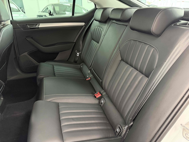 Skoda Superb TSI iV SE Technology - U2340
